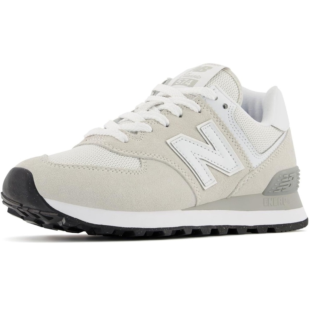 New Balance Women’s Sneakers size 6.5